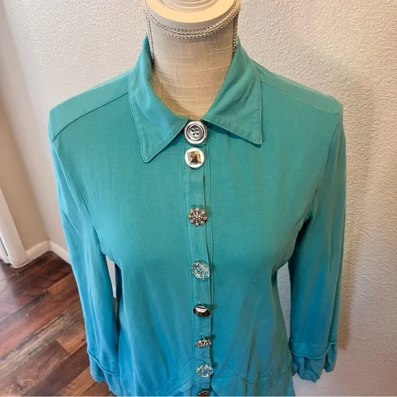 Neon Buddha Blue Sparkly Buttons Tunic
Size Medium - Picture 5 of 13